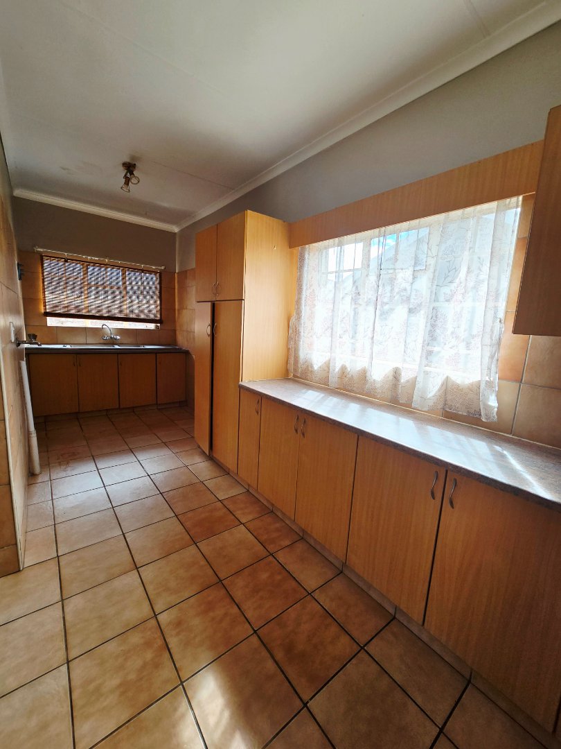 5 Bedroom Property for Sale in Flamwood North West